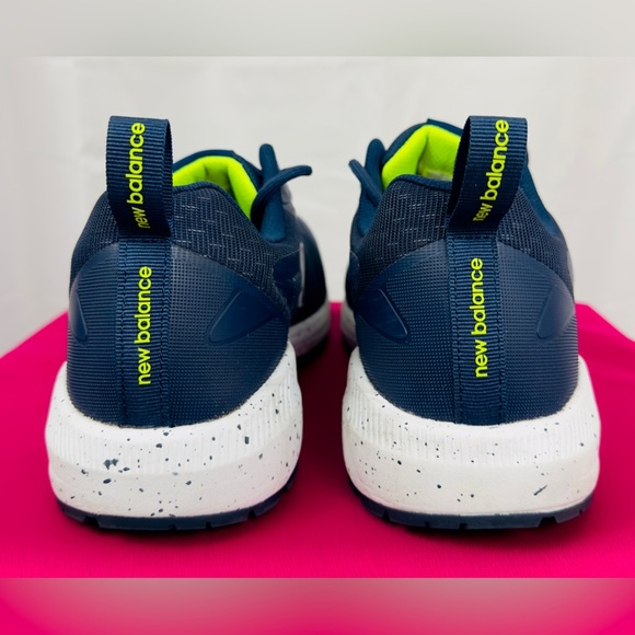 New Balance Men's Composite Toe Logic Industrial Boot, Navy/Lime EH, 8 Mild Use - Picture 9 of 13